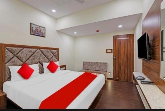 Hotel Swagat Inn Ахмедабад Экстерьер фото